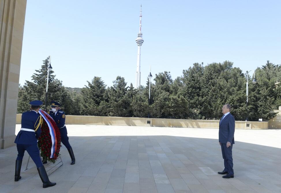 Глава МИД России почтил в Шехидляр хиябаны память героических сынов Азербайджана