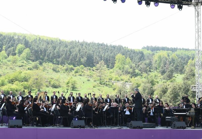 “Xarıbülbül” musiqi festivalı tarixi zəfərin nidası idi