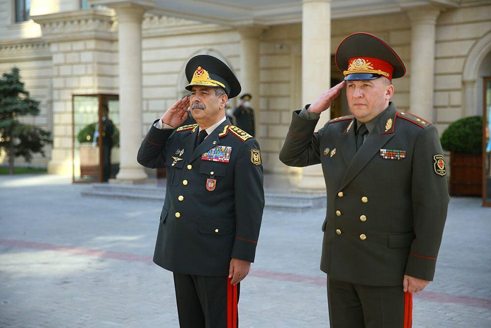 Министры обороны Азербайджана и Беларуси подписали План двустороннего сотрудничества на 2021 год