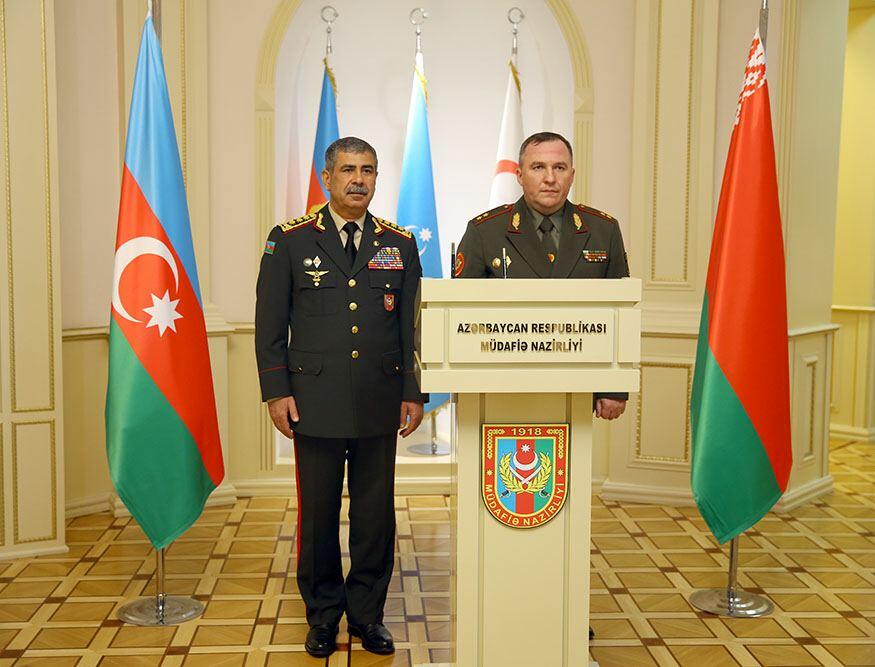 Министры обороны Азербайджана и Беларуси подписали План двустороннего сотрудничества на 2021 год
