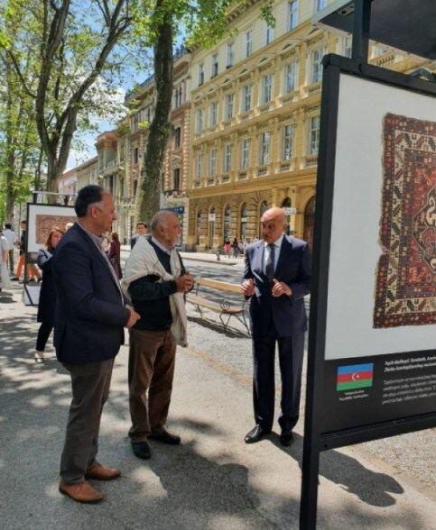Азербайджанские ковры представили в Хорватии