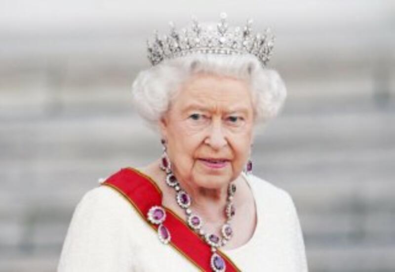 Названы причины, по которым Елизавета II готова отказаться от престола