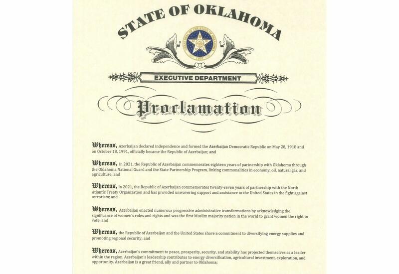 Губернатор Оклахомы подписал декларацию по случаю 103-й годовщины образования АДР