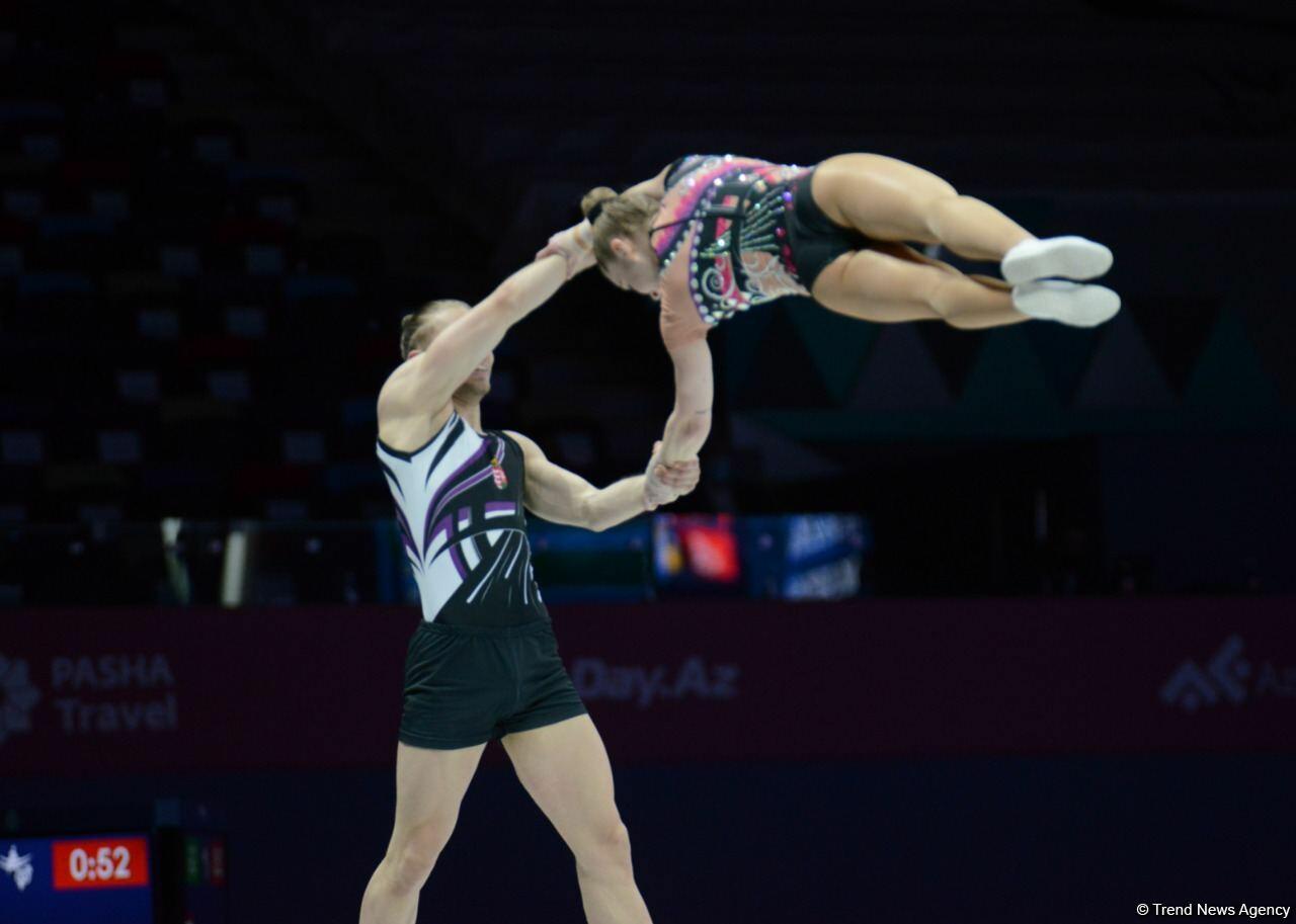 Лучшие моменты второго дня чемпионата мира по аэробной гимнастике в Баку