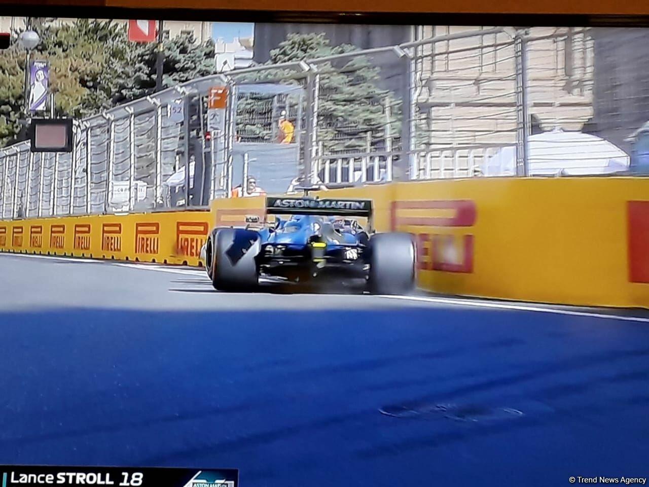 Первая авария в квалификации на Гран-при Азербайджана "Формулы-1"
