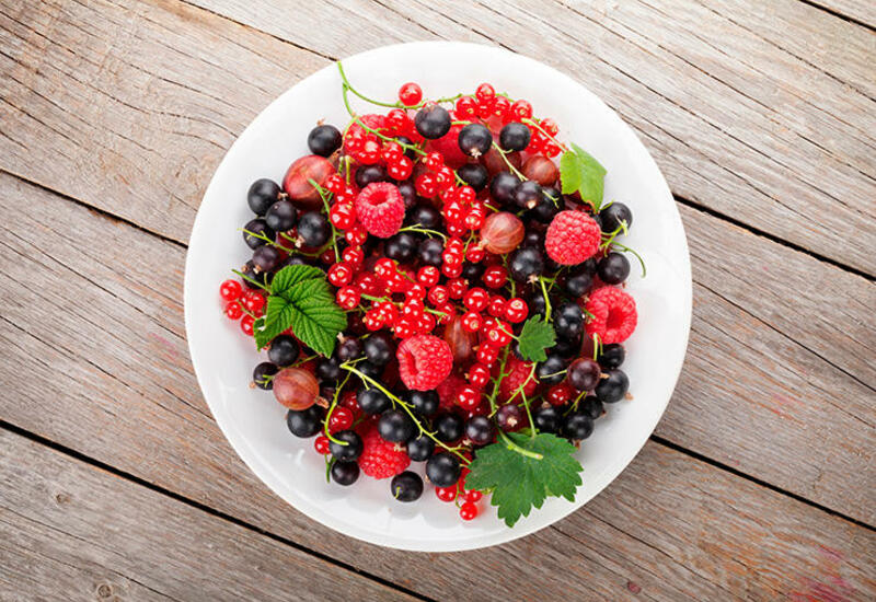 Топ-5 самых полезных летних ягод