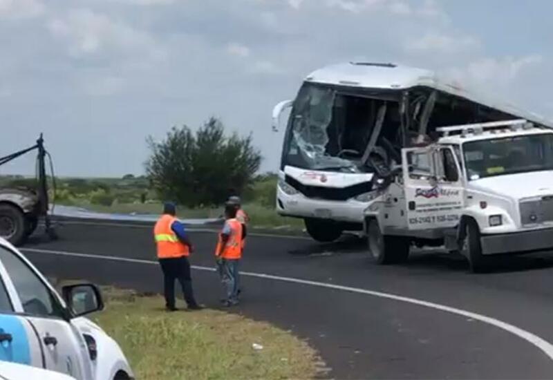 12 человек погибли в ДТП с автобусом в Мексике