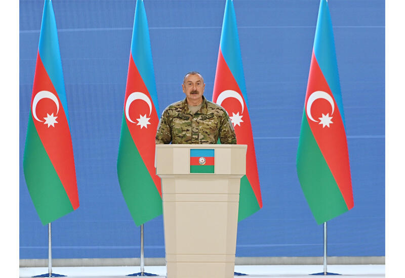 Президент Ильхам Алиев встретился с руководящим и личным составом азербайджанской армии по случаю Дня Вооруженных сил