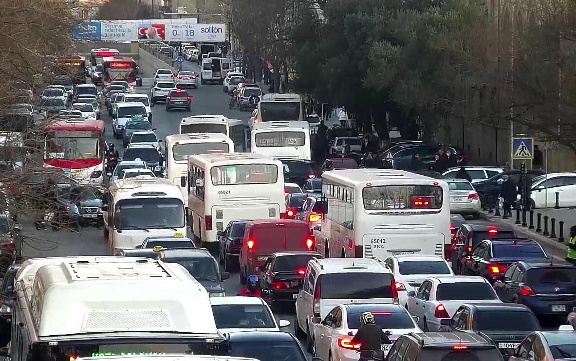 Bu yollarda sıxlıq var - Vimarsana News
