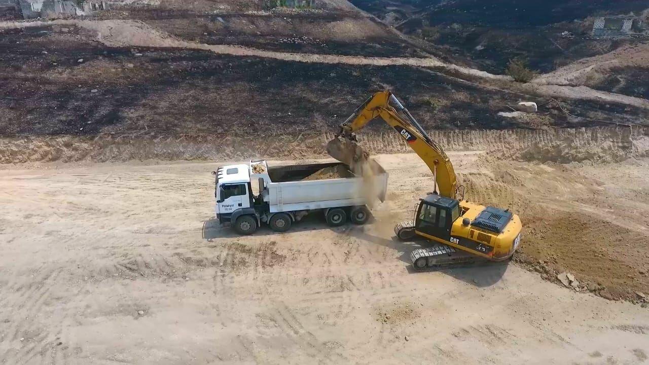 Xudafərin-Qubadlı-Laçın avtomobil yolunun 36 kilometrlik hissəsində torpaq işləri aparılır