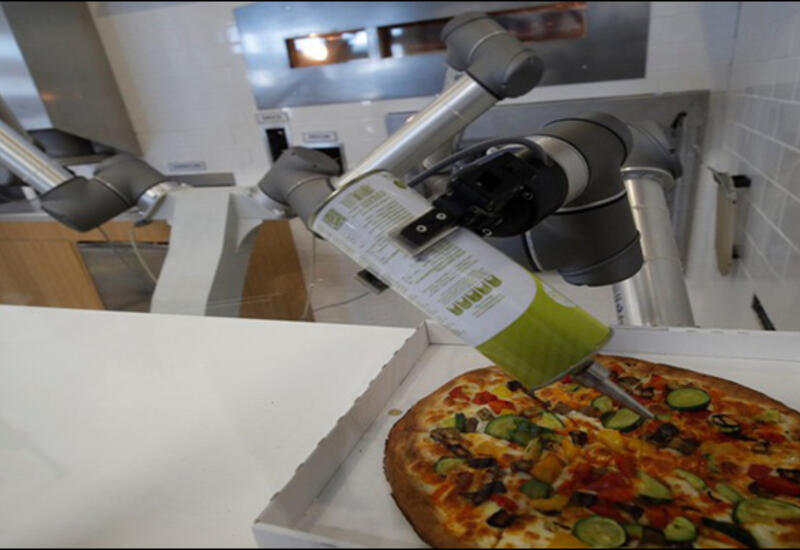 Робот для готовки пиццы. Доклад на тему робот для приготовления пиццы. Блюдо будущего для подростка готовит робот. Для сборки робота который готовит блинчики требуется