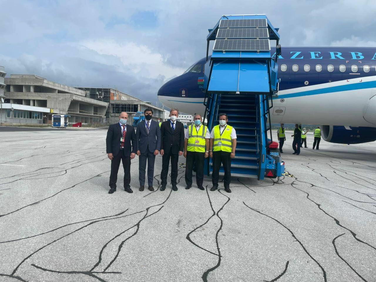 Самолет AZAL доставил в Боснию и Герцеговину вакцины против коронавируса