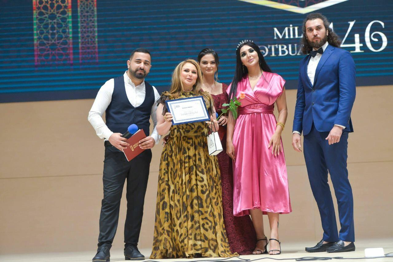 В Баку прошла церемония награждения премией Əkinçi ко Дню национальной прессы