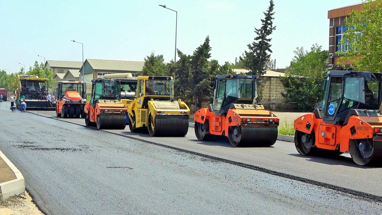 Sabunçuda Bəşir Bünyadov küçəsi təmir edilir