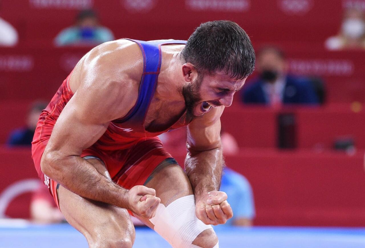 Рафик Гусейнов поверг армянина и завоевал бронзовую медаль на Токио-2020