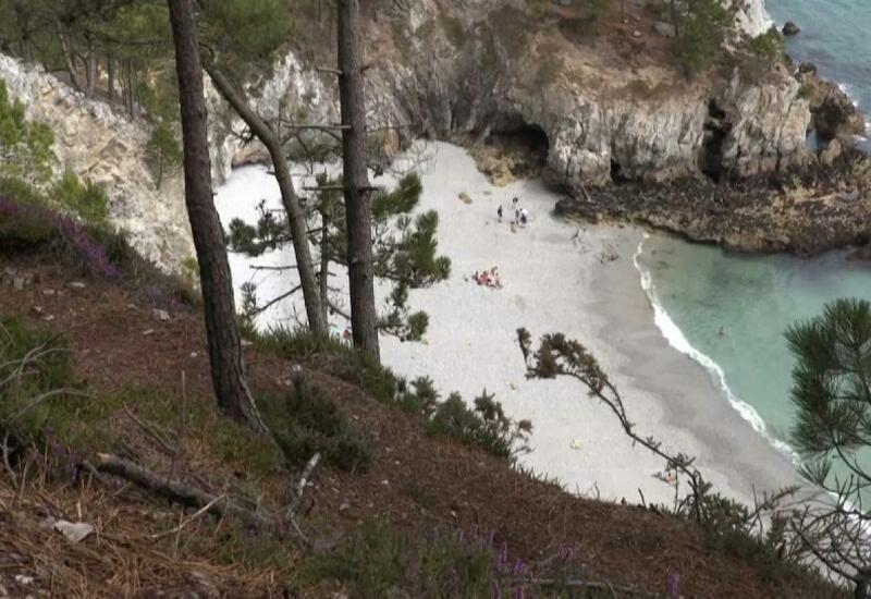 Один из самых красивых пляжей Европы защищают от туристов