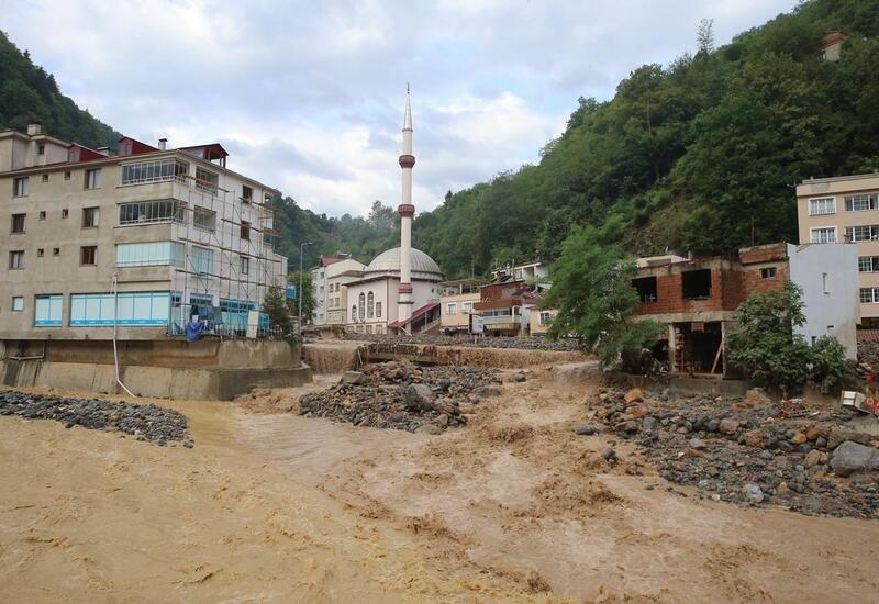 Число жертв наводнений в Турции достигло 78