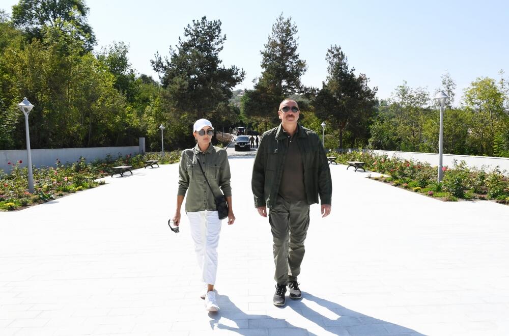 Президент Ильхам Алиев и Первая леди Мехрибан Алиева приняли участие в открытии после восстановления комплекса музея-мавзолея гениального азербайджанского поэта Моллы Панаха Вагифа