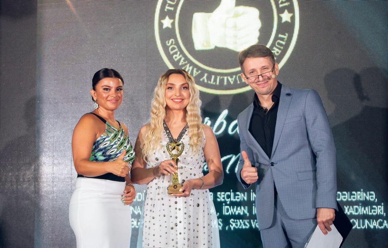 Fan coick turkish award. Премия Турция 2021. Турецкая кинопремия. Wedding Awards 2021 награждение. Турция наградили Азовцев.