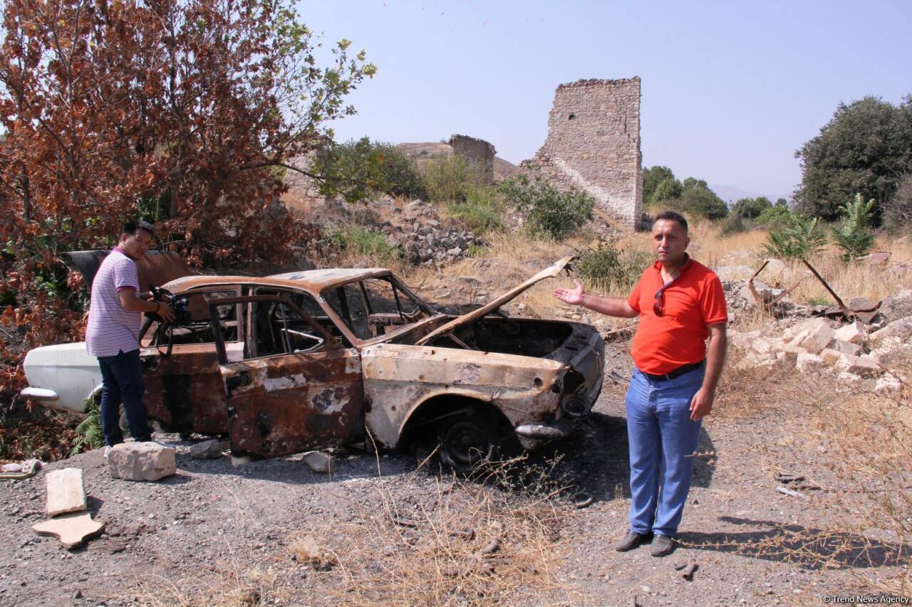 Поездка в Физулинский, Джебраильский и Агдамский районы: путевые заметки с зарубежными журналистами