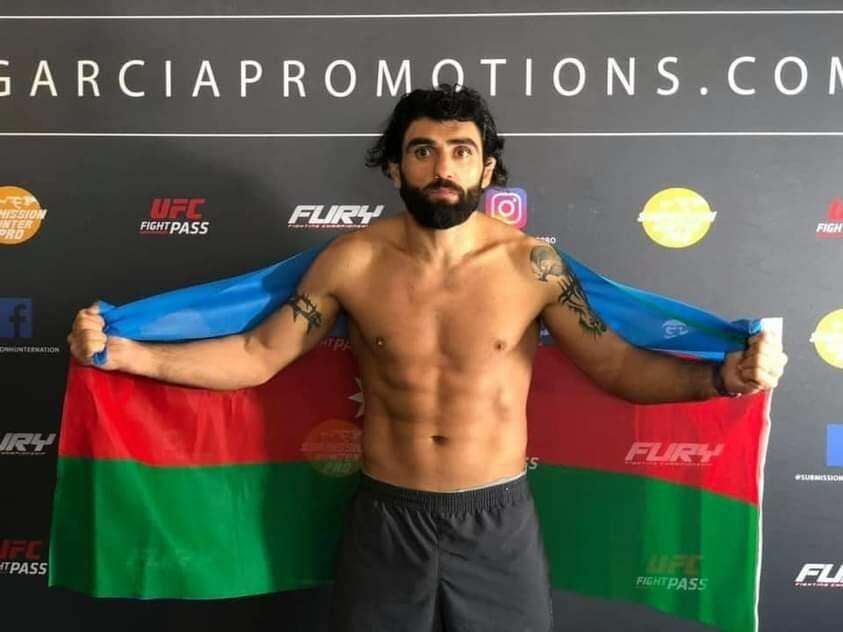 Азербайджанский боец ММА стал победителем турнира в США