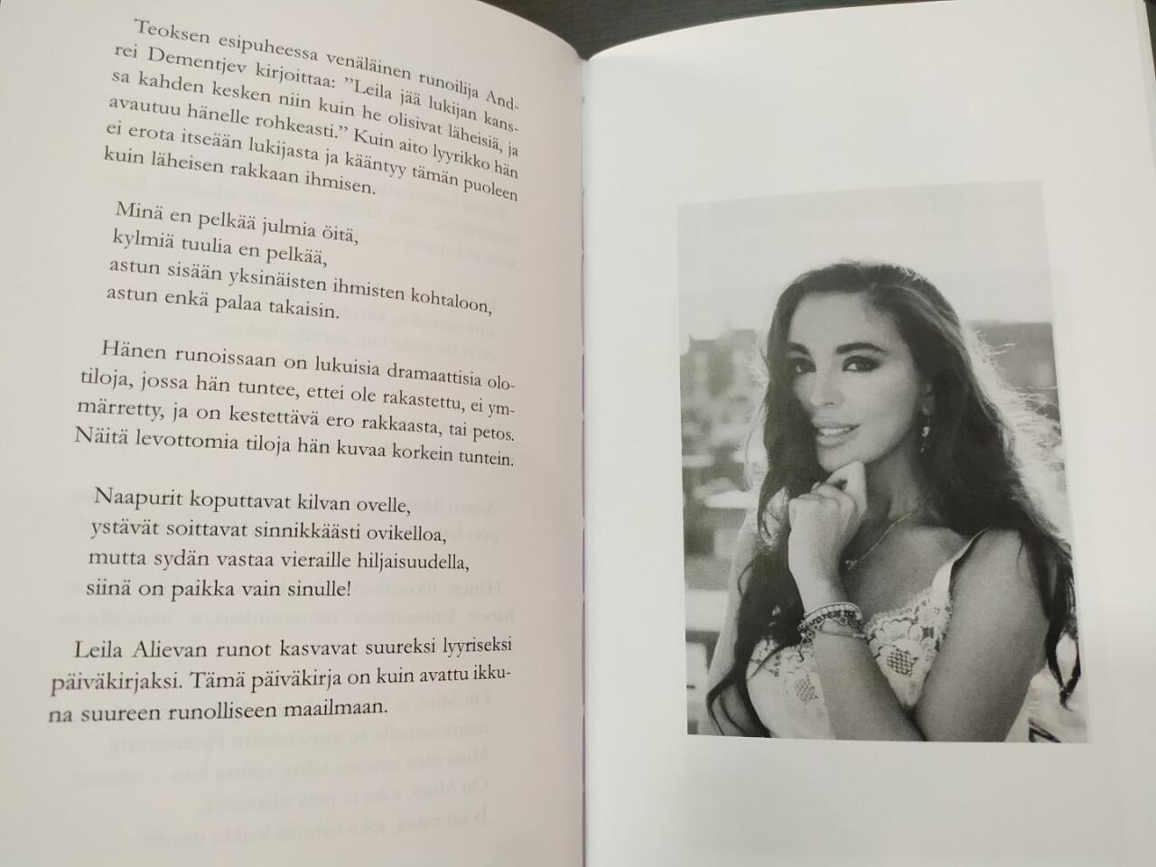 Книга Лейлы Алиевой “Открытое окно” издана на финском языке