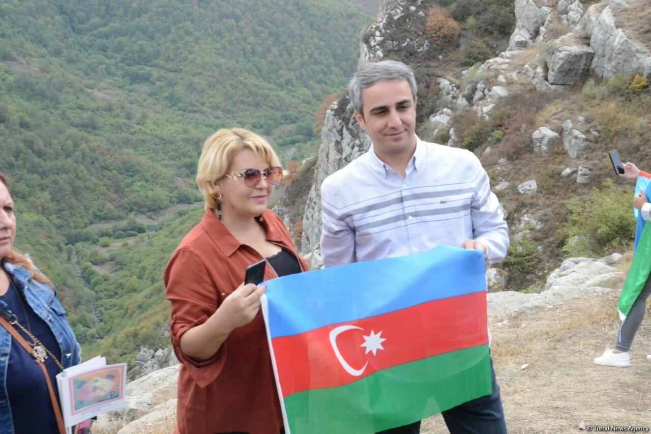 Представители НПО Азербайджана посетили Шушу