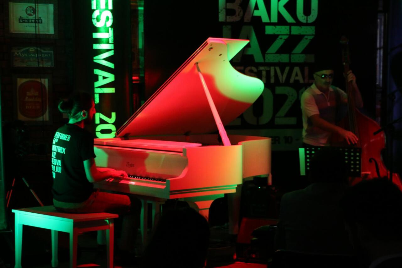 Руслан Гусейнов, Исфар Сарабский и Эльвин Баширов выступили на Бакинском джаз-фестивале