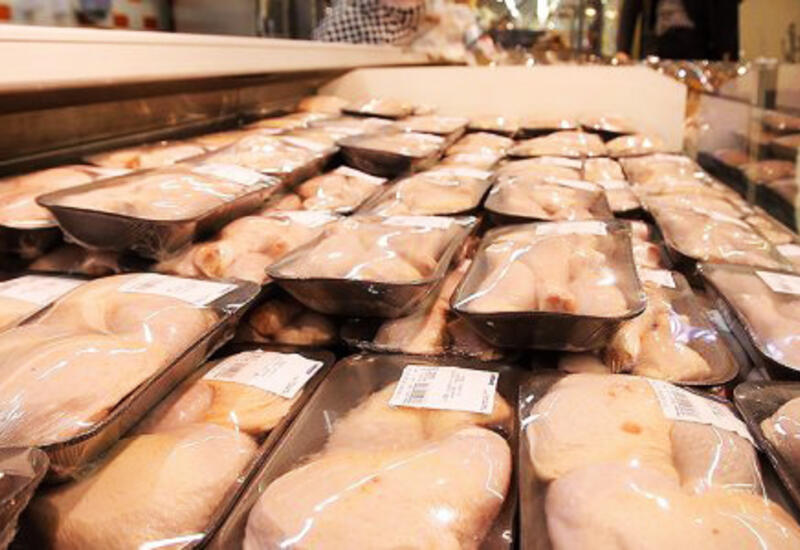 Азербайджан временно ограничил импорт мяса птицы из ряда стран