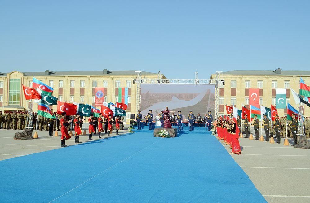 В Баку состоялась церемония закрытия международных учений «Три брата-2021»