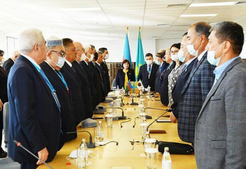 Председатель Милли Меджлиса приняла участие в проведённой в Казахстане 27-го сентября церемонии Дня памяти