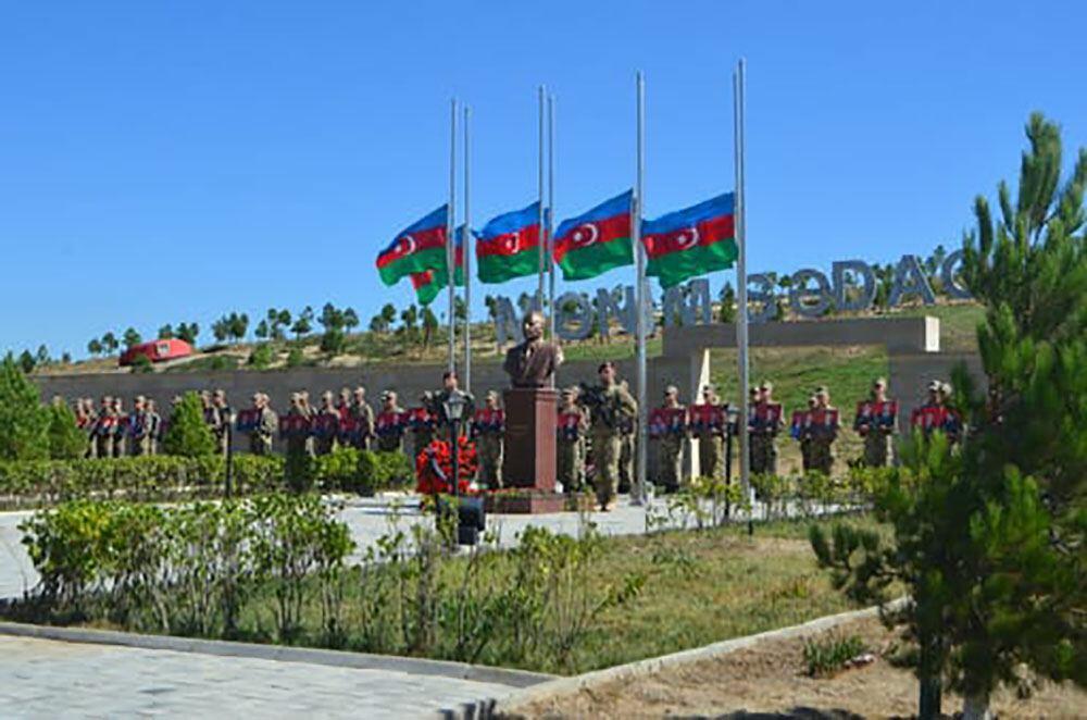 Командующий силами специального назначения ВС Азербайджана встретился с ветеранами