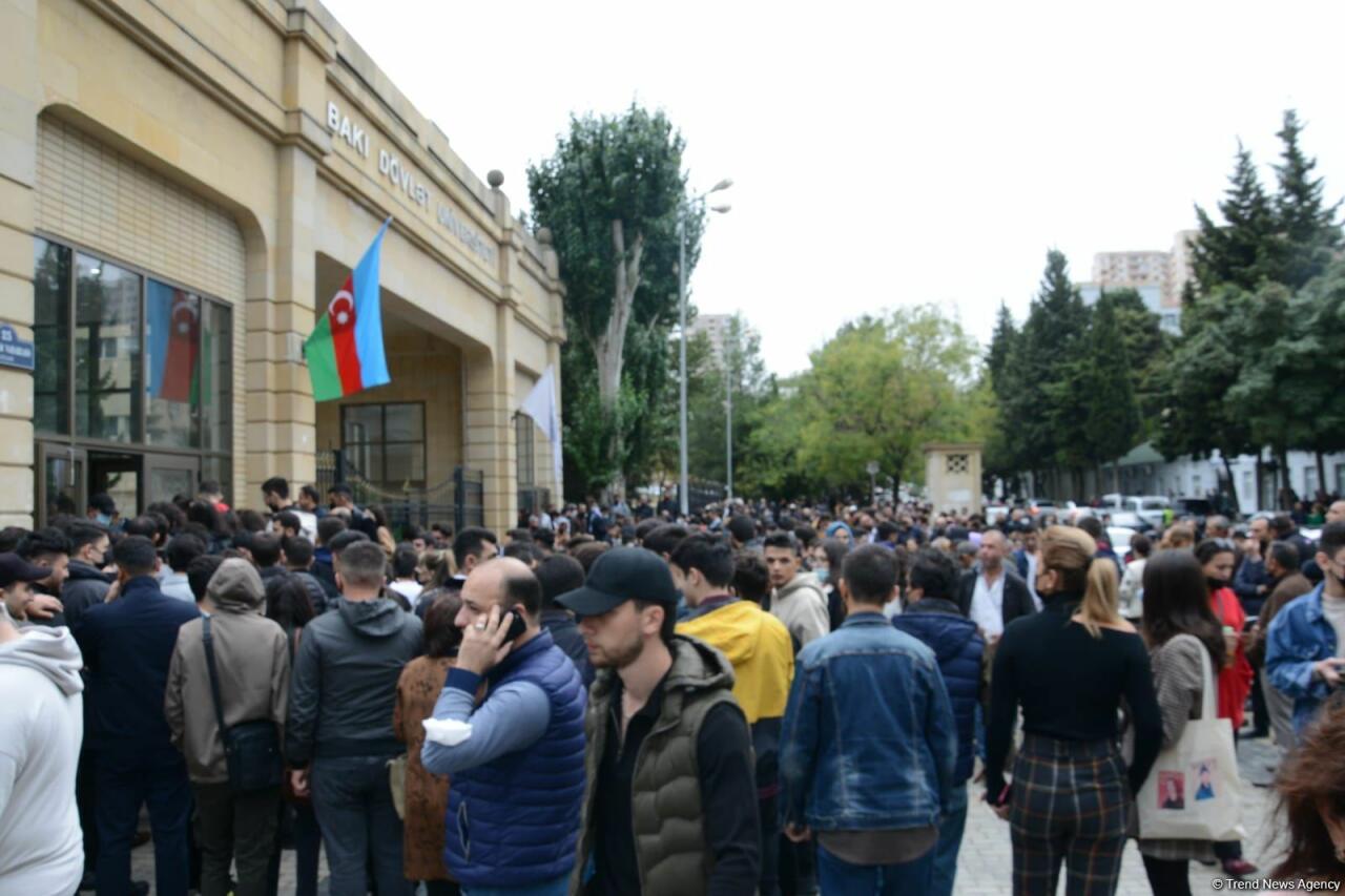 Столпотворение перед БГУ - ПРИЧИНА