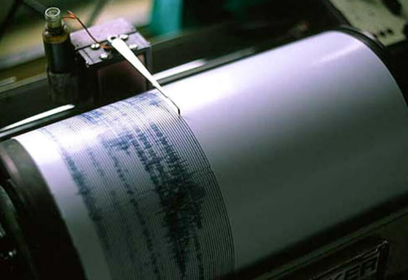 Сильное землетрясение у побережья Турции