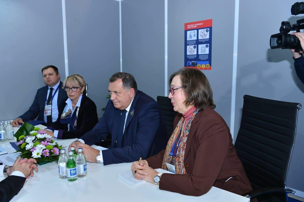 Босния и Герцеговина поблагодарила Азербайджан за помощь в борьбе с пандемией COVID-19