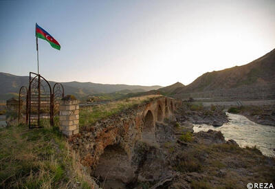 Преступный бизнес - как Армения и Иран грабили азербайджанские земли
