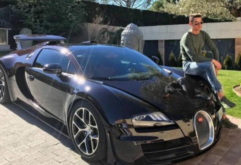 Ronaldu fantastik məbləğə avtomobil aldı