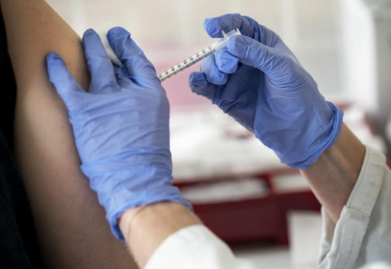 Новые власти Чехии откажутся от обязательной вакцинации от коронавируса пенсионеров
