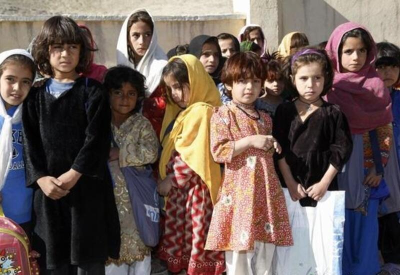 Талибы обещают "очень скоро" позволить девочкам в Афганистане посещать школы