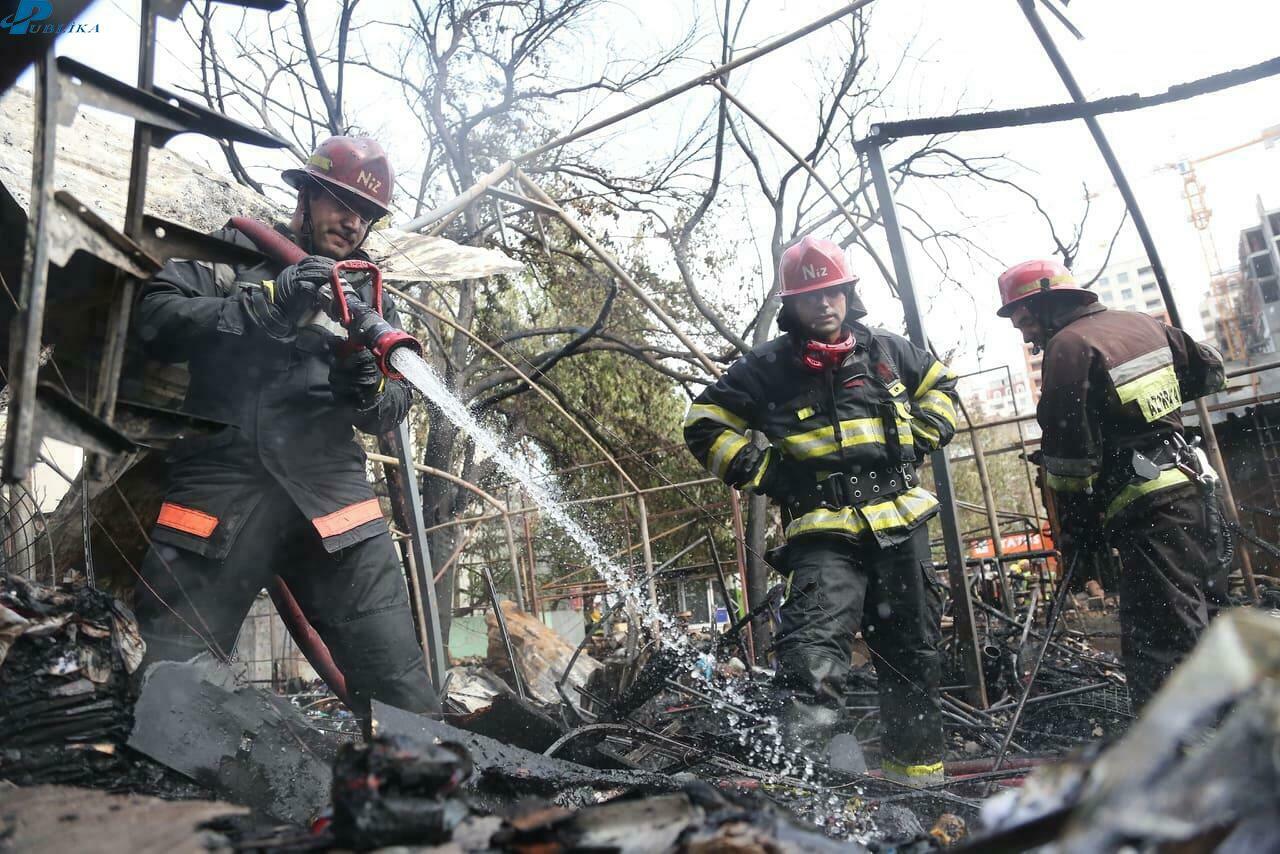 Сгоревшие дотла объекты в Баку