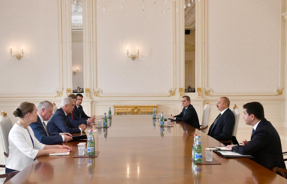 Президент Ильхам Алиев принял министра иностранных и европейских дел Словакии