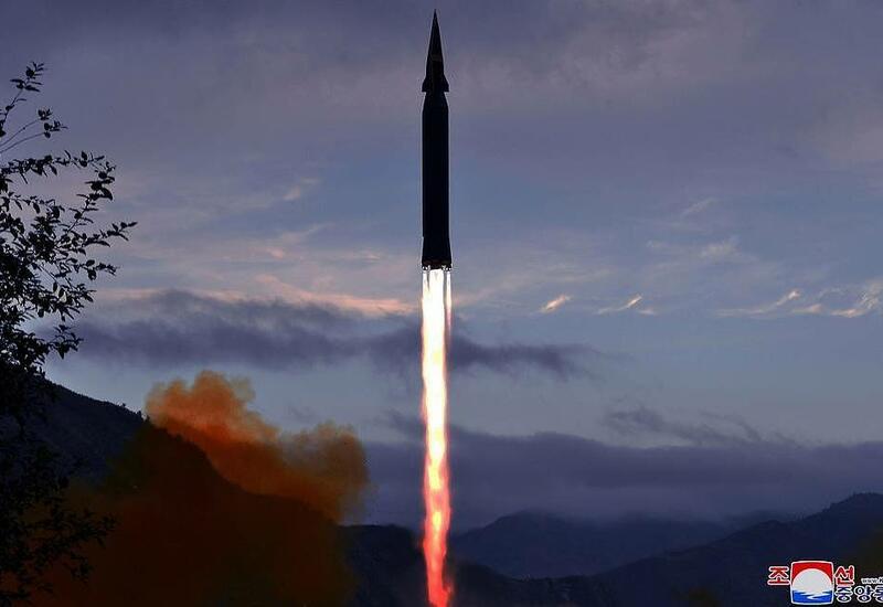 Премьер Японии изменил рабочий график в связи с ракетными пусками КНДР
