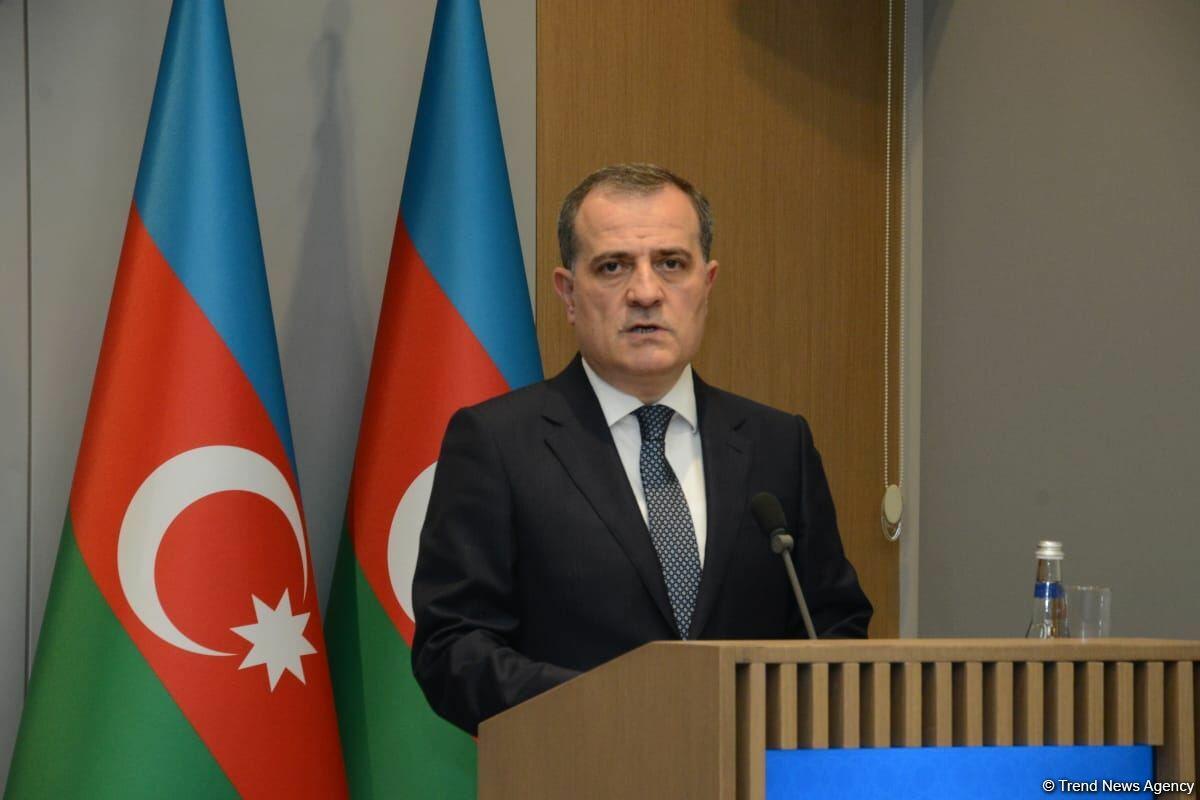 В Баку прошла совместная пресс-конференция глав МИД Азербайджана и Словакии