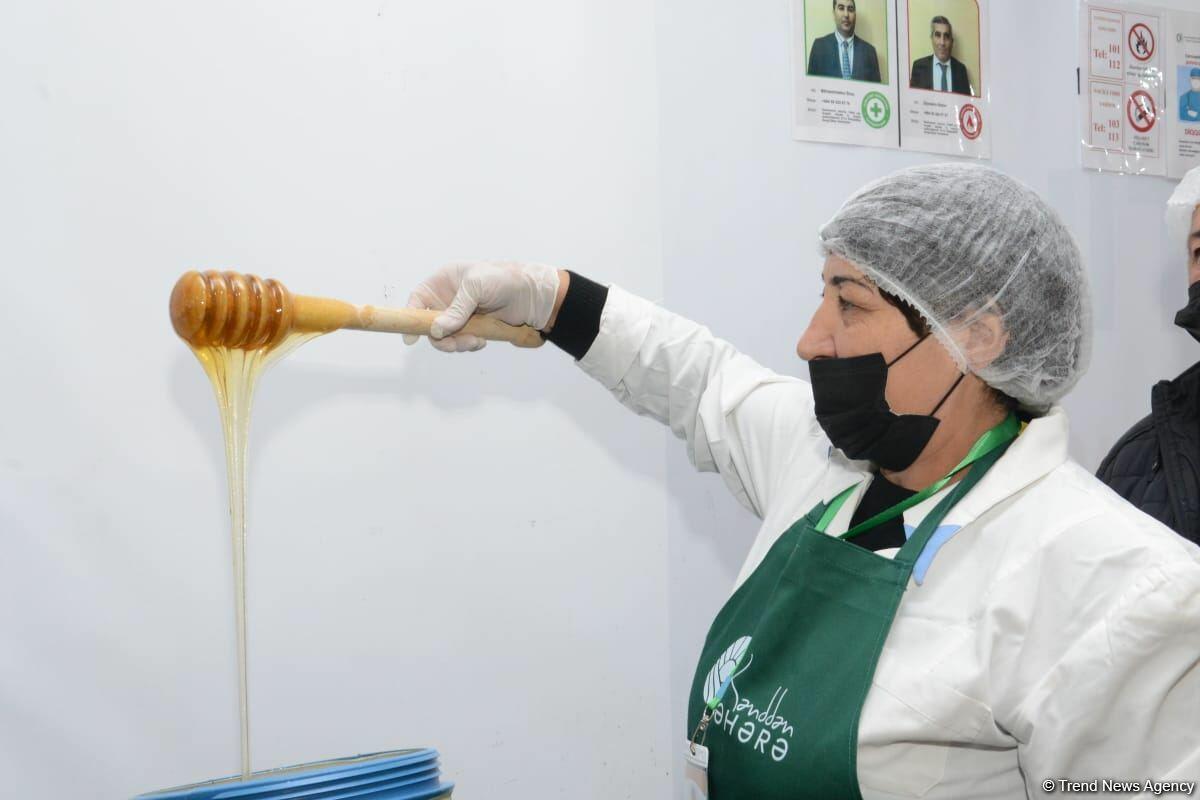 В Баку открылась ярмарка меда