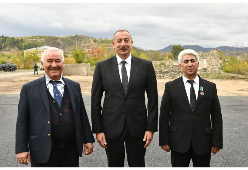 Президент Ильхам Алиев и Первая леди Мехрибан Алиева тепло побеседовали с отцом Шахрияра Мамедъярова