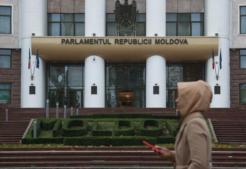 Парламент Молдовы ввел в стране режим ЧП на 30 суток из-за дефицита газа