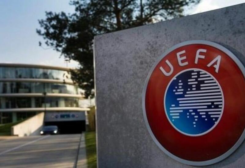УЕФА может отстранить «Барселону» от участия в ЛЧ