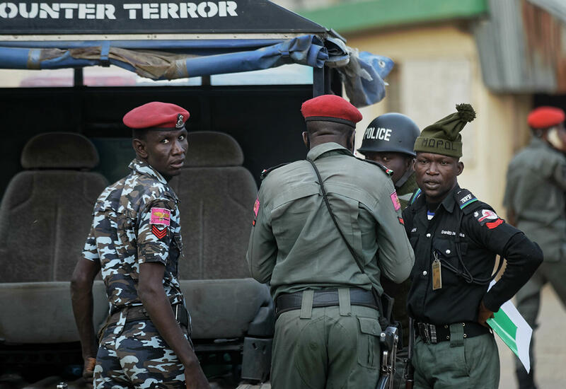 В Нигерии более 800 задержанных бежали из исправительного центра