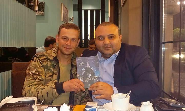 Герой Карабахской войны Сеймур Атилла представил свой первый роман "Элеонора"