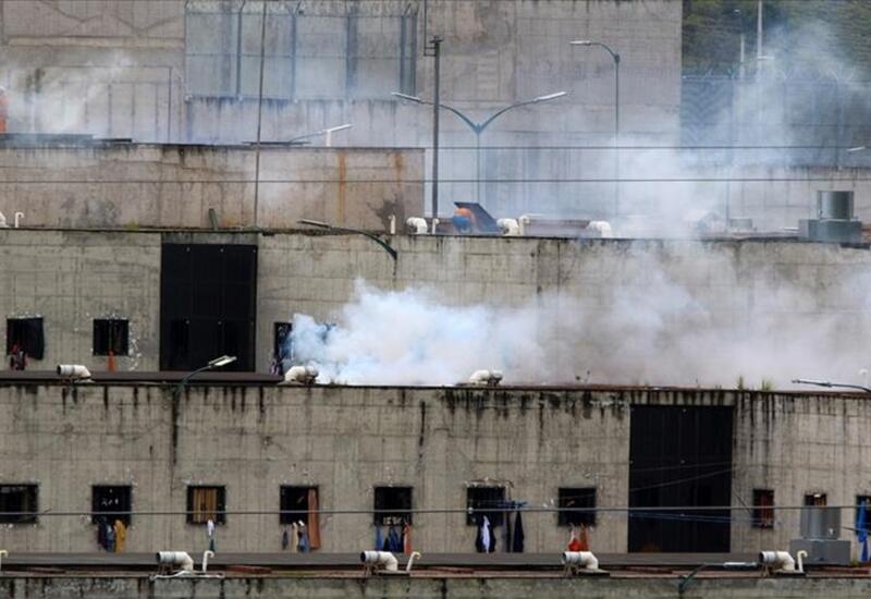 Власти Эквадора расследуют гибель семи заключенных в тюрьме